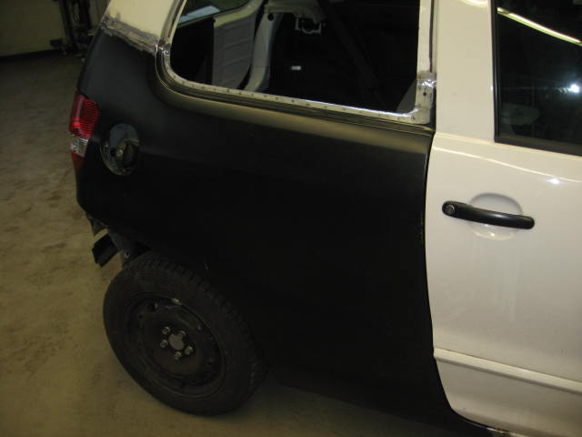 Neues Seitenteil eingeschweisst bei Unfallinstandsetzung